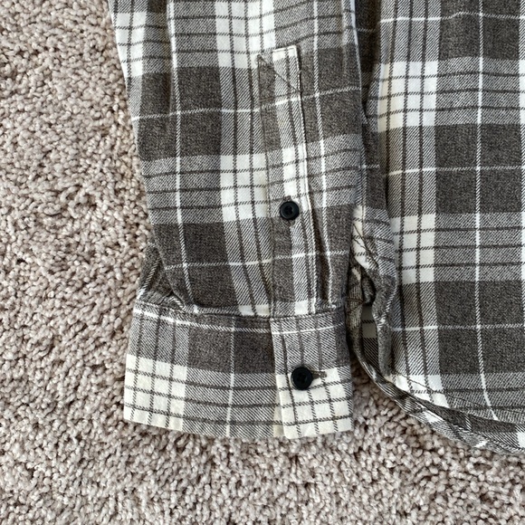 Lucky Brand Men’s Flannel Button Down Shirt - Picture 4 of 8